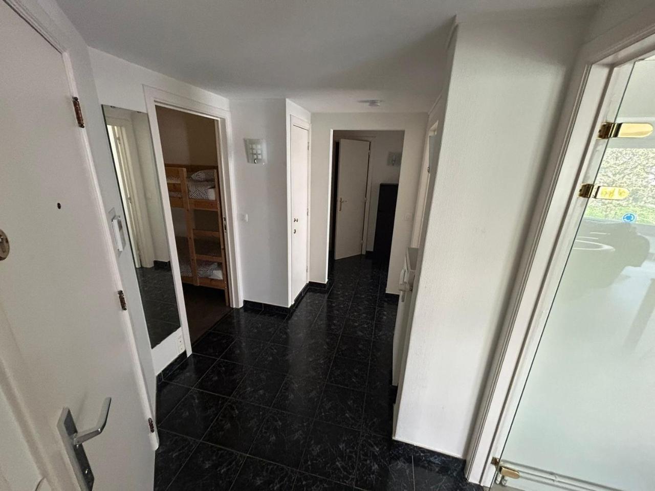 אוסטנדה 3 Bedroom Apartment Nearby The Sea מראה חיצוני תמונה